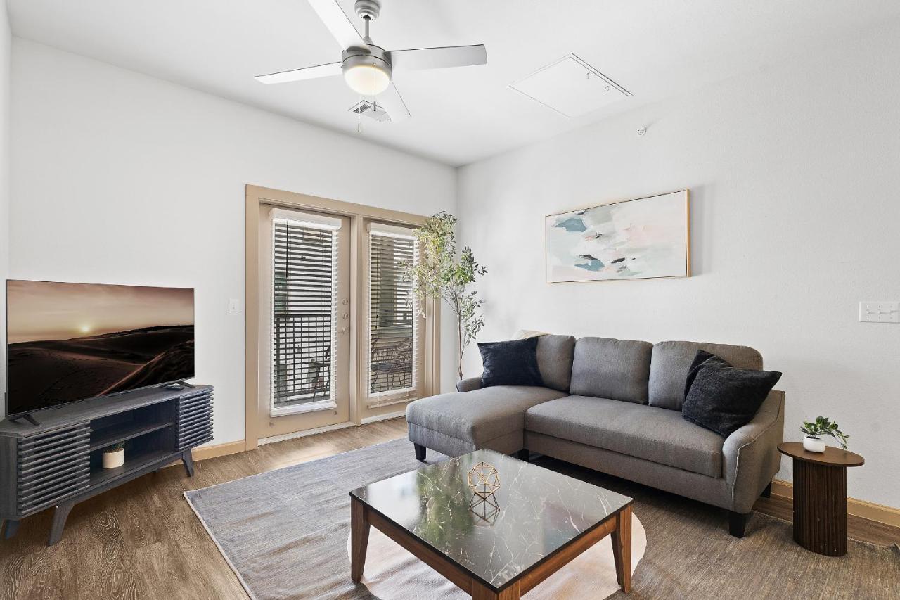 Luxe 3B/2B Getaway - Pool, Gym, Parking, Pet Wash Apartment Leander Exterior photo